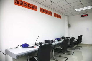 匠心獨運 地鐵人自建通信設備維修操作室，保障城市動脈高效運行